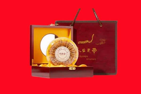 诚信求购:紫云县高价回收冬虫夏草是按克吗